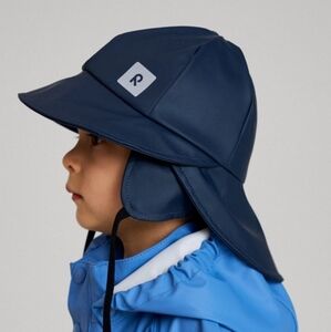 NWT. Reima Rain Hat, navy, size 6-7.